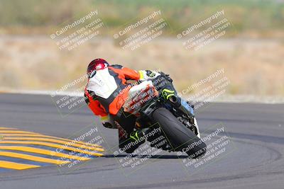 media/Oct-09-2022-SoCal Trackdays (Sun) [[95640aeeb6]]/Turn 14 Backside (1125am)/